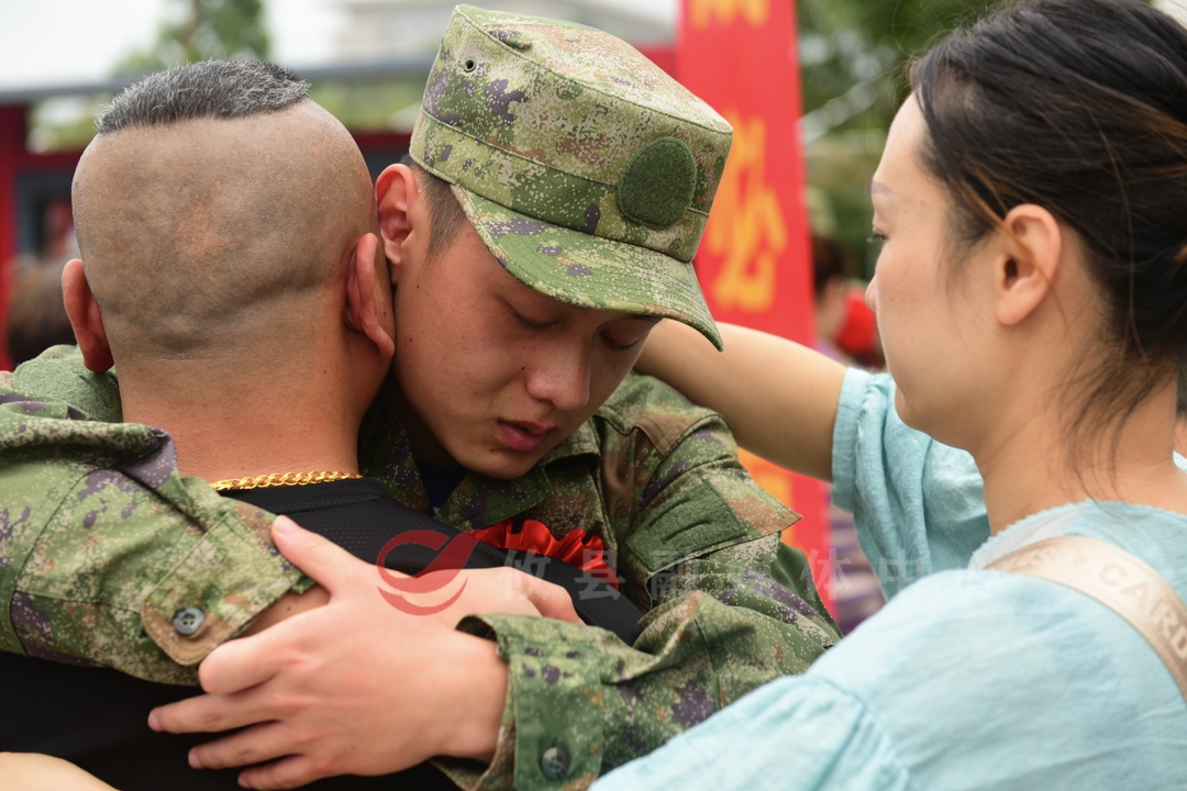 包含热血男儿翱翔!壮志豪情梦想圆的词条 包含热血男儿翱翔!壮志豪情梦想圆的词条