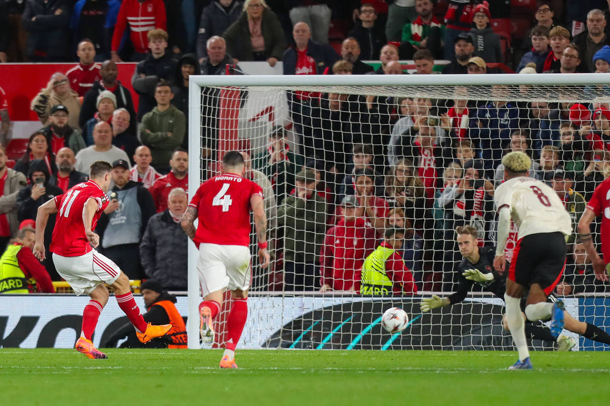 关于桑德兰主场不敌对手，遗憾失利的信息