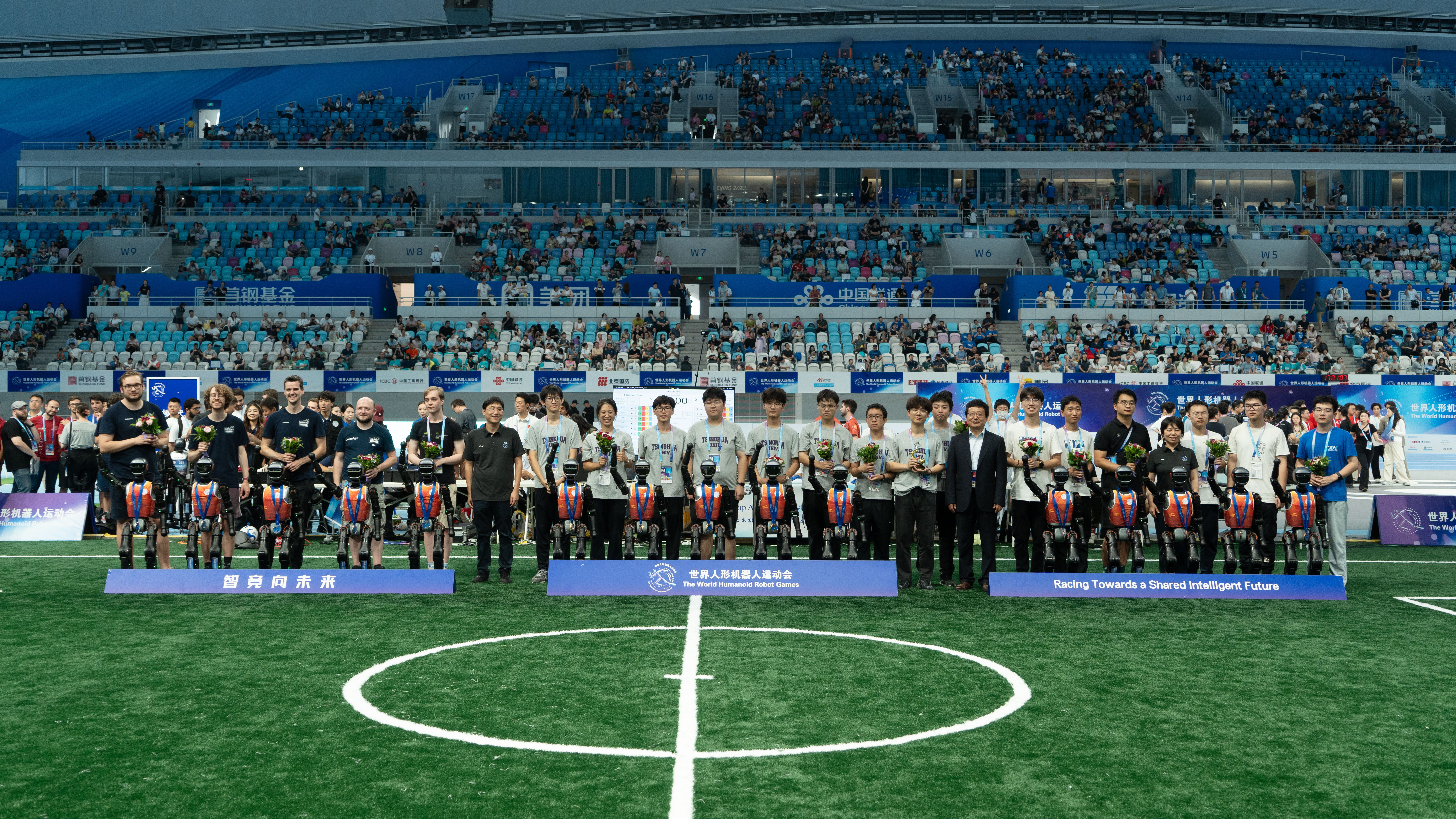 包含世界级豪强在赛场上决一雌雄的词条 包含世界级豪强在赛场上决一雌雄的词条