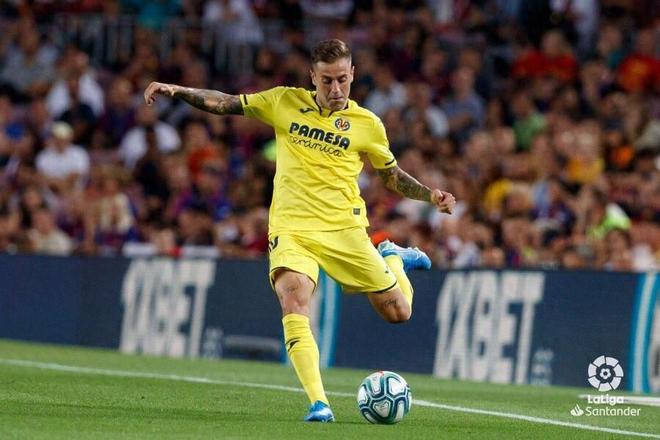 包含格拉纳达击败劲旅，主场气势如虹的词条