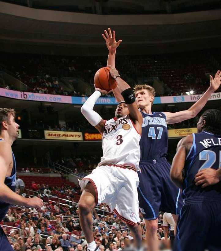 关于总决赛前锋大放异彩,独中分的信息 关于总决赛前锋大放异彩,独中分的信息