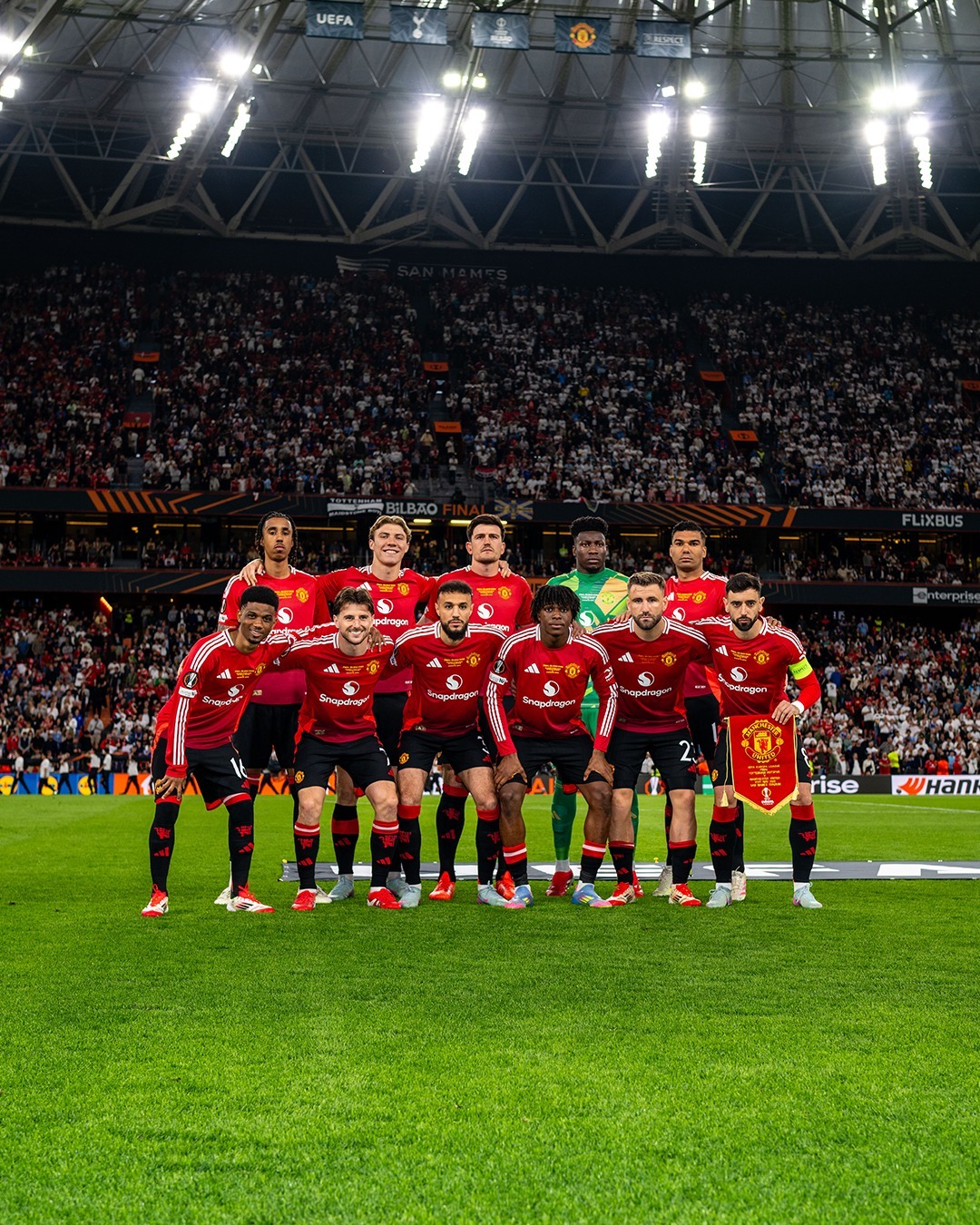 曼联客场艰难取胜，欧冠资格渐行渐近