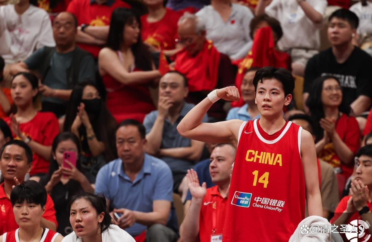 关于亚洲明星篮球赛隆重举行球迷热情高涨的信息