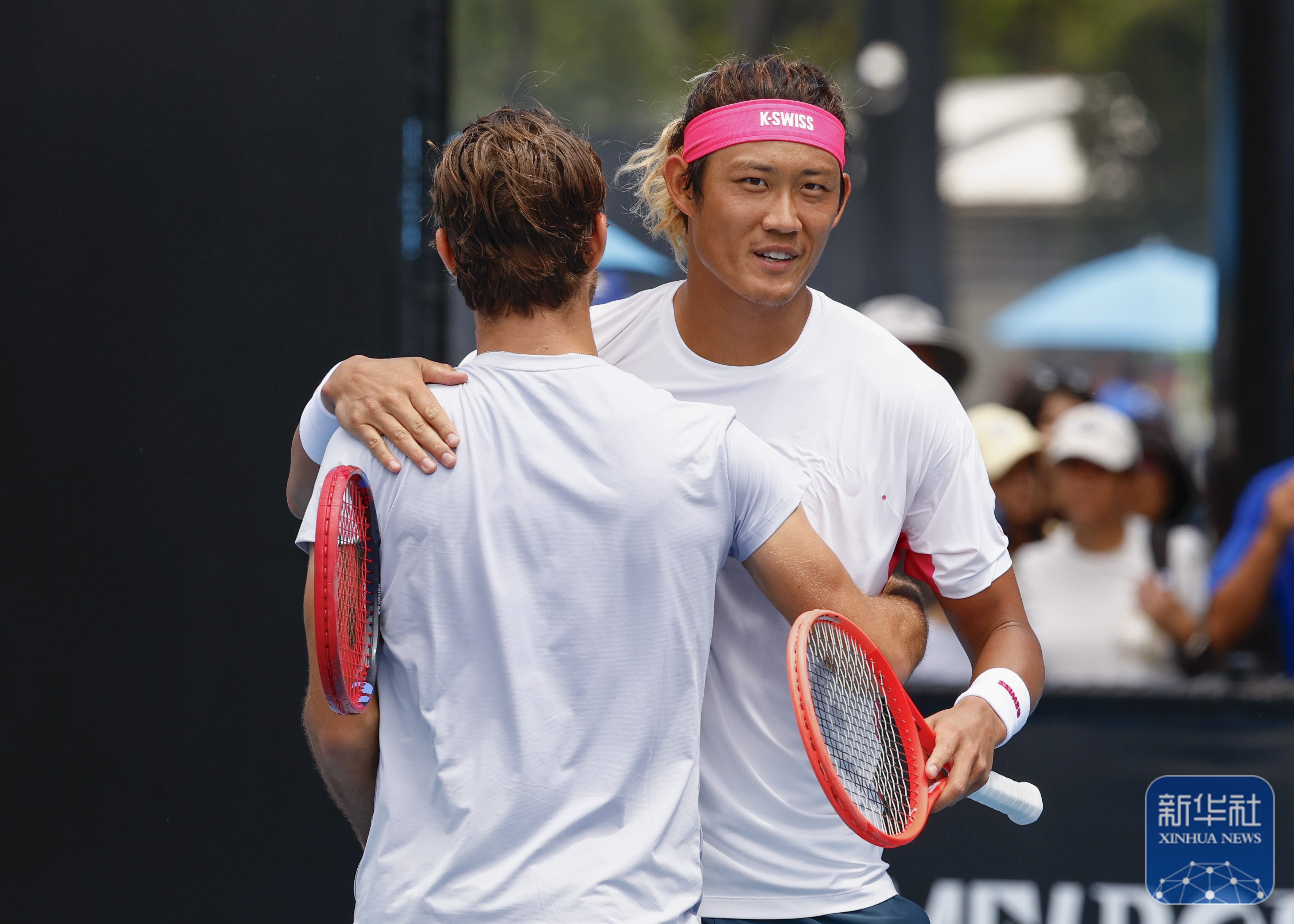 关于澳洲联赛持续激烈两队实力均现高手的信息