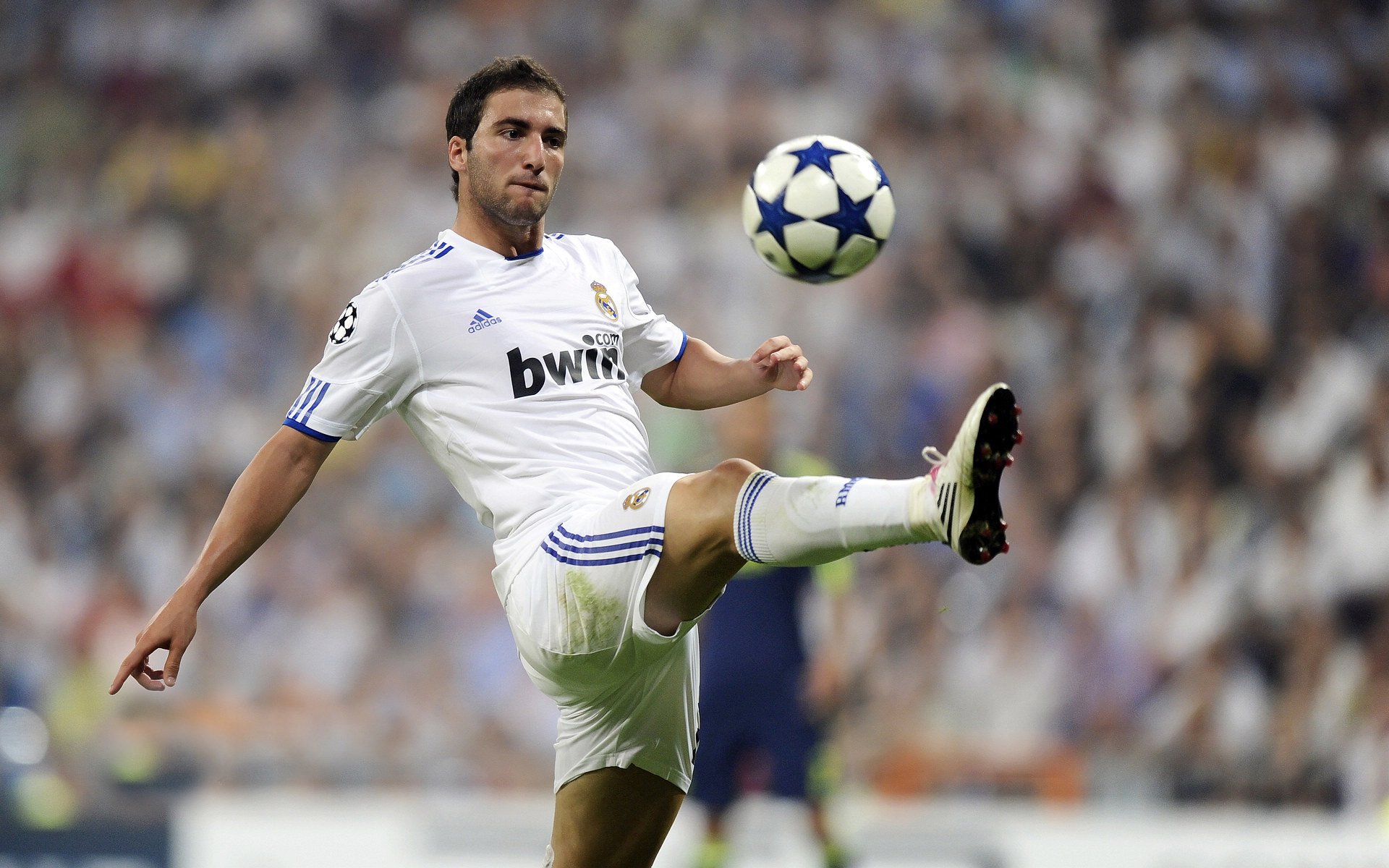 卡拉斯科一剑封喉！皇家社会力克拜仁，平民球队的欧冠逆袭启示录